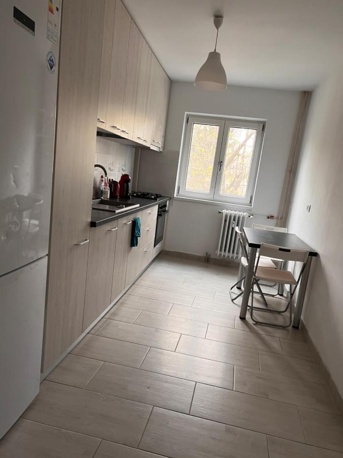 Apartament 2 Camere Aproape De Spitalul Obregia Si Bagdasar Nu Ofer Factura Boekarest Buitenkant foto